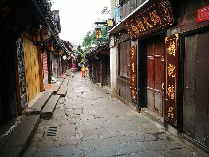 美国26州总检察长致函白宫支持得州:美政府正帮助他人非法进入美国